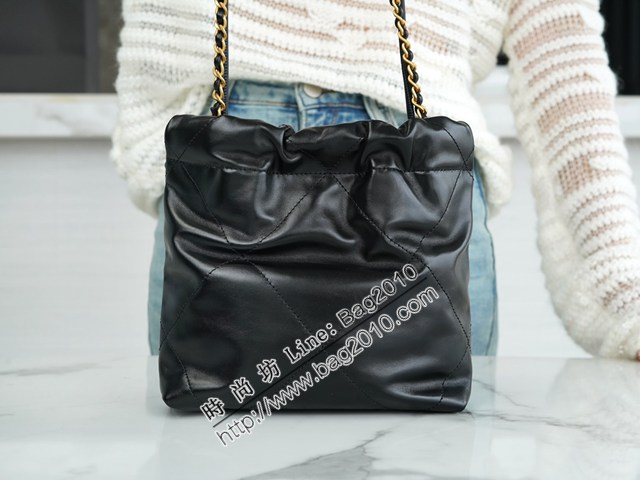 Chanel專櫃新款黑金鏈條女包 香奈兒春夏系列火爆珍珠鏈條Mini22bag djc6775